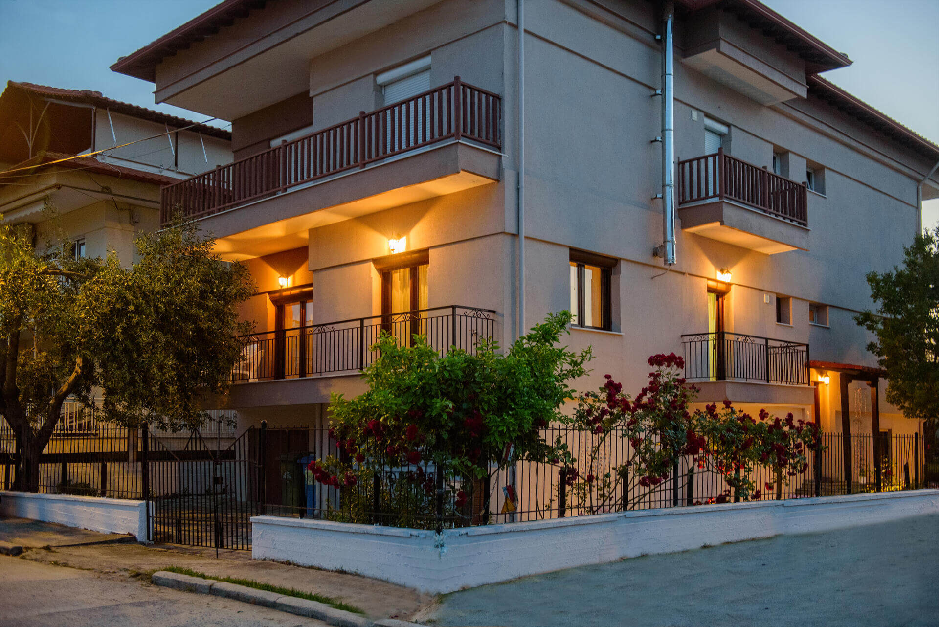 Dili Apartments building at night